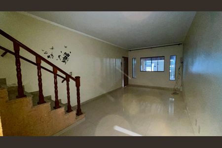 Sala de casa à venda com 3 quartos, 145m² em Jardim Santa Clara, Guarulhos