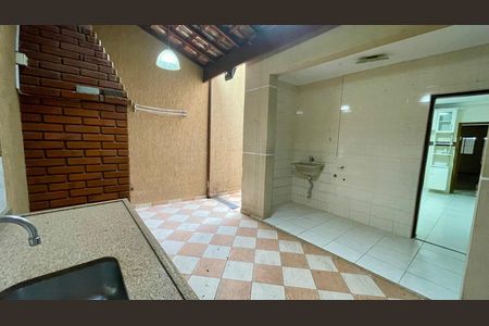 Casa para alugar com 145m², 3 quartos e 4 vagas Casa para alugar com 145m², 3 quartos e 4 vagasChurrasqueira