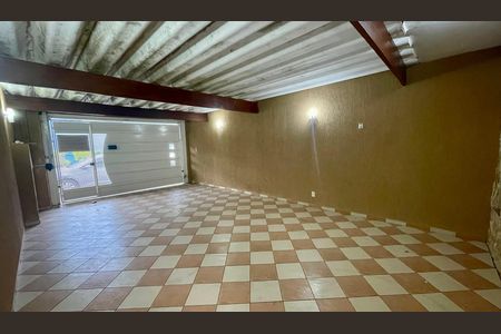 Casa para alugar com 145m², 3 quartos e 4 vagas Casa para alugar com 145m², 3 quartos e 4 vagasGaragem