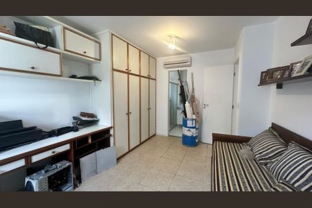 Casa à venda com 250m², 4 quartos e 2 vagasSuíte 1