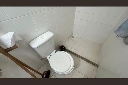 Casa à venda com 250m², 4 quartos e 2 vagasBanheiro de serviço