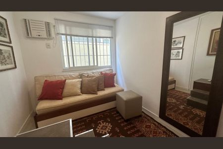 Casa à venda com 250m², 4 quartos e 2 vagasQuarto 