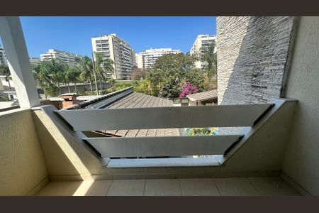 Casa à venda com 250m², 4 quartos e 2 vagasVaranda da Suíte 4