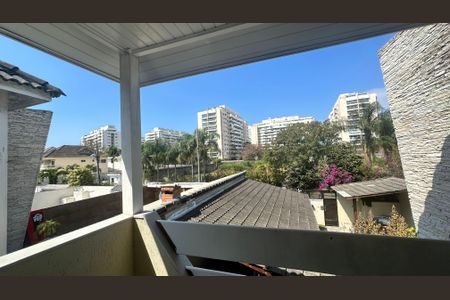 Casa à venda com 250m², 4 quartos e 2 vagasVaranda da Suíte 4