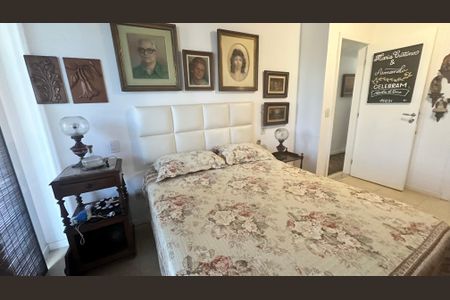 Casa à venda com 250m², 4 quartos e 2 vagasSuíte 4