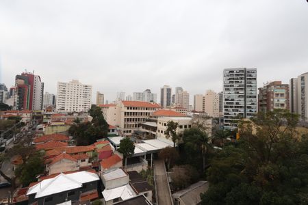 Varanda de kitnet/studio para alugar com 1 quarto, 27m² em Vila Mariana, São Paulo