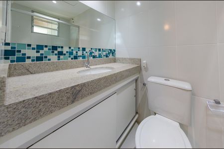 Apartamento à venda com 75m², 3 quartos e 2 vagasBanheiro da Suíte