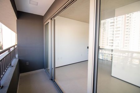 Studio para alugar com 22m², 1 quarto e sem vaga Studio para alugar com 22m², 1 quarto e sem vagaVaranda