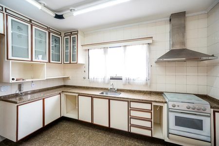 Apartamento à venda com 185m², 3 quartos e 2 vagasCozinha