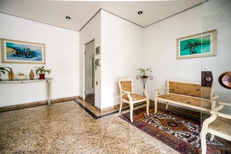 Apartamento à venda com 185m², 3 quartos e 2 vagasHall social