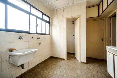 Apartamento à venda com 185m², 3 quartos e 2 vagasÁrea de serviço