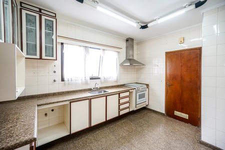 Apartamento à venda com 185m², 3 quartos e 2 vagasCozinha