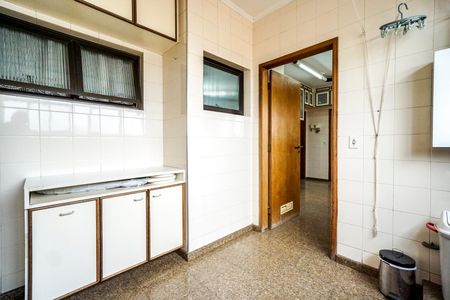 Apartamento à venda com 185m², 3 quartos e 2 vagasÁrea de serviço