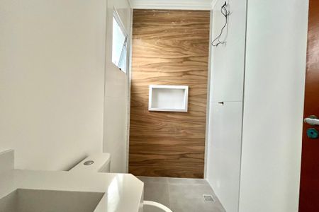 Casa à venda com 53m², 2 quartos e 1 vagaBanheiro