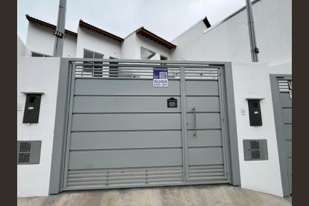 Casa à venda com 53m², 2 quartos e 1 vagaFachada