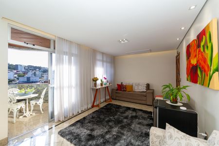 Apartamento à venda com 130m², 3 quartos e 2 vagas Apartamento à venda com 130m², 3 quartos e 2 vagasSala