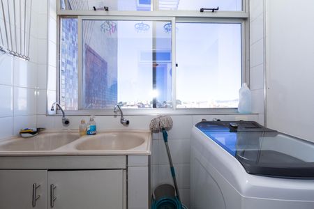 Apartamento à venda com 130m², 3 quartos e 2 vagas Apartamento à venda com 130m², 3 quartos e 2 vagasÁrea de Serviço