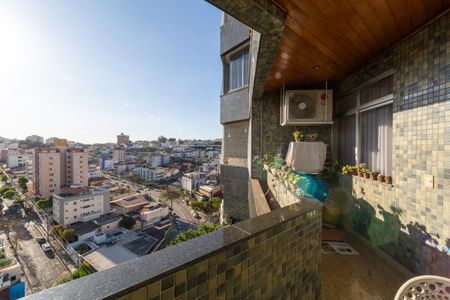 Apartamento à venda com 130m², 3 quartos e 2 vagas Apartamento à venda com 130m², 3 quartos e 2 vagasVaranda da Sala