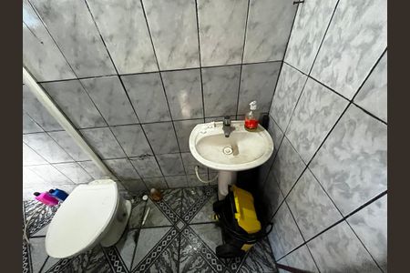 Casa à venda com 147m², 4 quartos e 2 vagasBanheiro de serviço