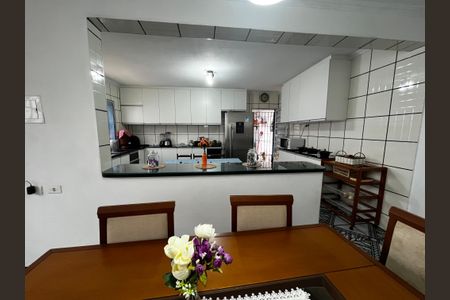 Casa à venda com 147m², 4 quartos e 2 vagasCozinha
