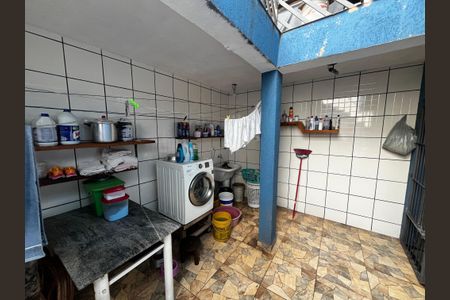 Casa à venda com 147m², 4 quartos e 2 vagasÁrea de Serviço