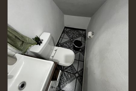 Casa à venda com 147m², 4 quartos e 2 vagasLavabo