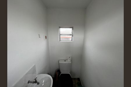 Casa à venda com 147m², 4 quartos e 2 vagasBanheiro da Área gourmet