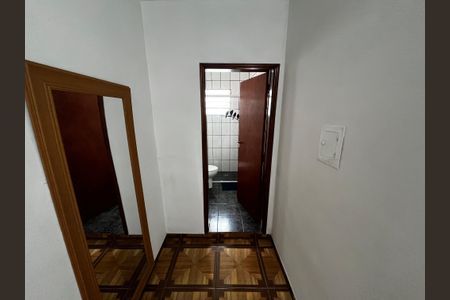 Casa à venda com 147m², 4 quartos e 2 vagasBanheiro Social