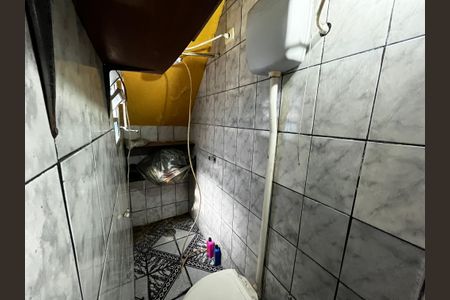 Casa à venda com 147m², 4 quartos e 2 vagasBanheiro de serviço