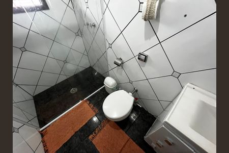 Casa à venda com 147m², 4 quartos e 2 vagasBanheiro da Suíte 4