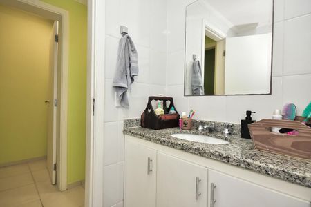 Apartamento para alugar com 100m², 3 quartos e 2 vagasBanheiro Social