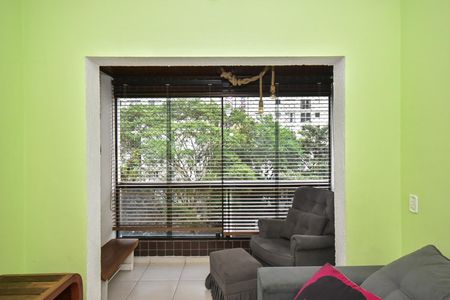 Apartamento para alugar com 100m², 3 quartos e 2 vagasVaranda