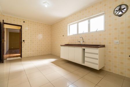 Casa à venda com 150m², 3 quartos e 2 vagasCozinha