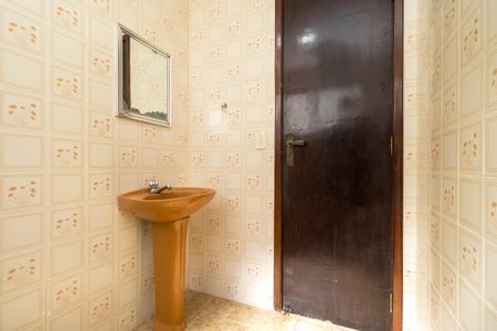 Casa à venda com 150m², 3 quartos e 2 vagasBanheiro Social