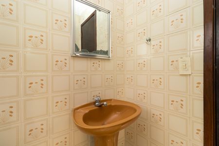 Casa à venda com 150m², 3 quartos e 2 vagasBanheiro Social