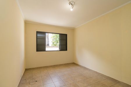 Casa à venda com 150m², 3 quartos e 2 vagasQuarto 2