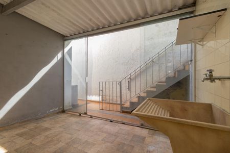 Casa à venda com 150m², 3 quartos e 2 vagasÁrea de Serviço