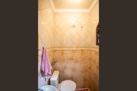 Casa à venda com 198m², 3 quartos e 2 vagasLavabo