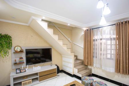 Casa à venda com 198m², 3 quartos e 2 vagasSala de TV