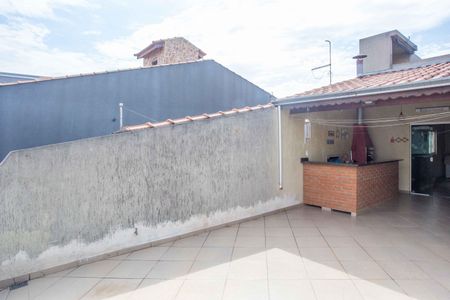 Casa à venda com 198m², 3 quartos e 2 vagasSacada