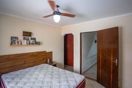Casa à venda com 198m², 3 quartos e 2 vagasQuarto Suite 1