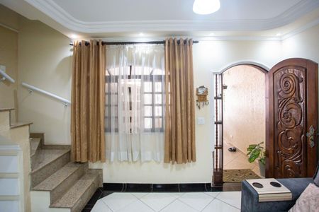 Sala de TV de casa à venda com 3 quartos, 198m² em Vila Padre Anchieta, Diadema