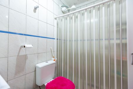 Casa de condomínio à venda com 74m², 3 quartos e 1 vaga Casa de condomínio à venda com 74m², 3 quartos e 1 vagaBanheiro