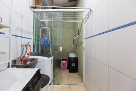 Casa de condomínio à venda com 74m², 3 quartos e 1 vaga Casa de condomínio à venda com 74m², 3 quartos e 1 vagaÁrea de Serviço