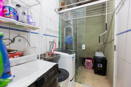 Casa de condomínio à venda com 74m², 3 quartos e 1 vaga Casa de condomínio à venda com 74m², 3 quartos e 1 vagaÁrea de Serviço