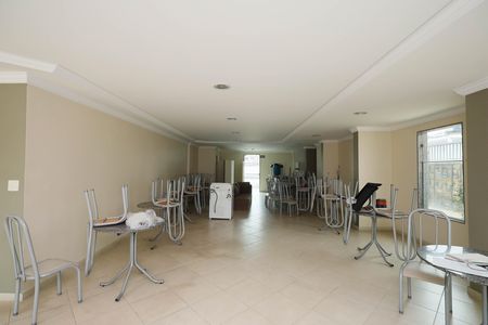 Apartamento à venda com 44m², 1 quarto e 1 vaga Apartamento à venda com 44m², 1 quarto e 1 vagaÁrea comum - Salão de festas