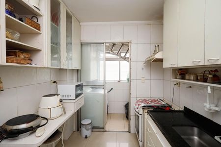 Apartamento à venda com 44m², 1 quarto e 1 vaga Apartamento à venda com 44m², 1 quarto e 1 vagaCozinha - Armários