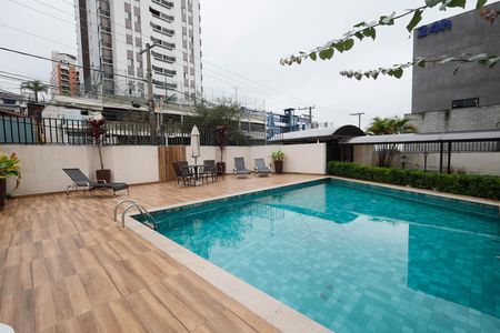 Apartamento à venda com 44m², 1 quarto e 1 vaga Apartamento à venda com 44m², 1 quarto e 1 vagaÁrea comum - Piscina
