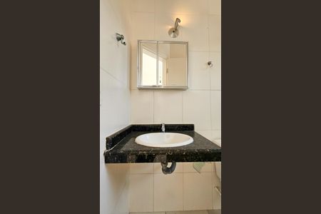 Casa para alugar com 105m², 3 quartos e 2 vagasBanheiro 2