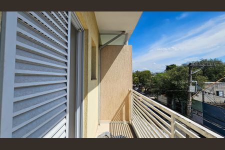 Casa para alugar com 105m², 3 quartos e 2 vagasVaranda